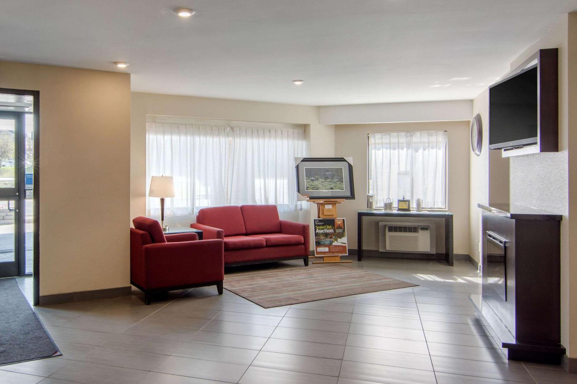סודברי Comfort Inn מראה חיצוני תמונה